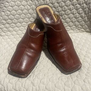 Elle Chestnut Leather Women's Mules